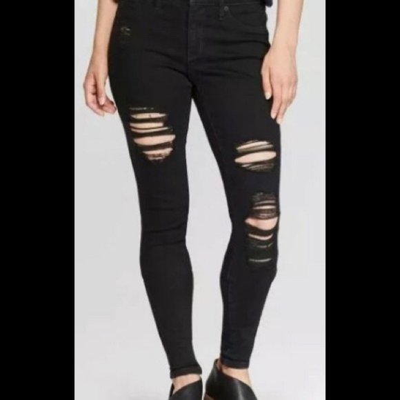 Universal Thread Pants - Universal Thread High Rise Distressed Jeggings